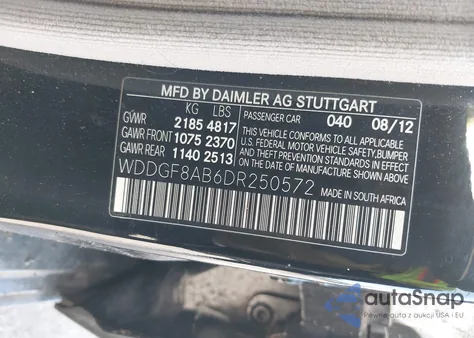 2013 Mercedes-Benz C 300 Luxury 4Matic/Sport 4Matic z USA, uszkodzony, nr VIN WDDGF8AB6DR250572